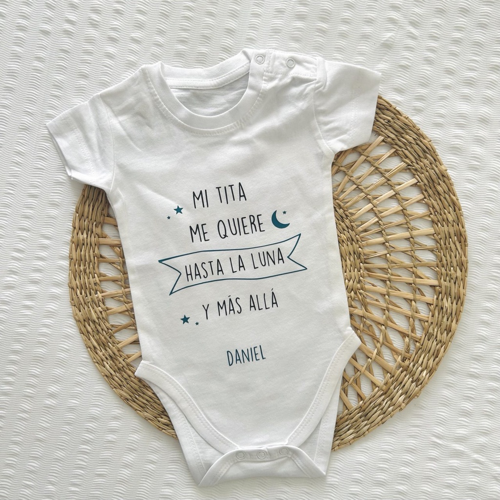 Body "hasta la luna"